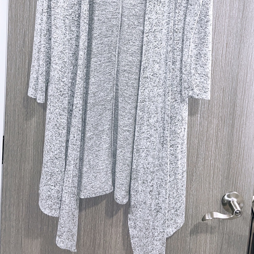 Cardigan - Picture 2 of 2